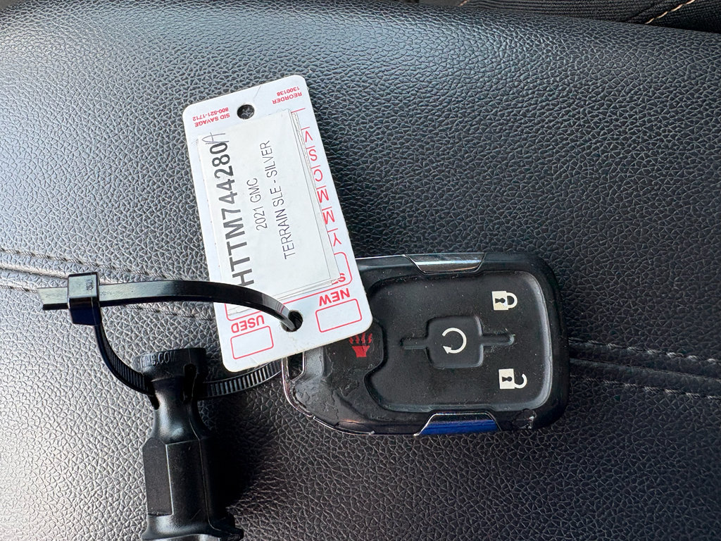 Used 2021 GMC Terrain SLE w/ Driver Convenience Package FWD image 36