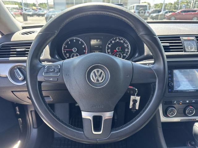 Used 2015 Volkswagen Passat 1.8T Wolfsburg Edition FWD image 19