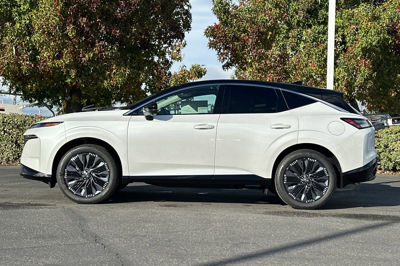 New 2026 Nissan Murano Platinum image 7