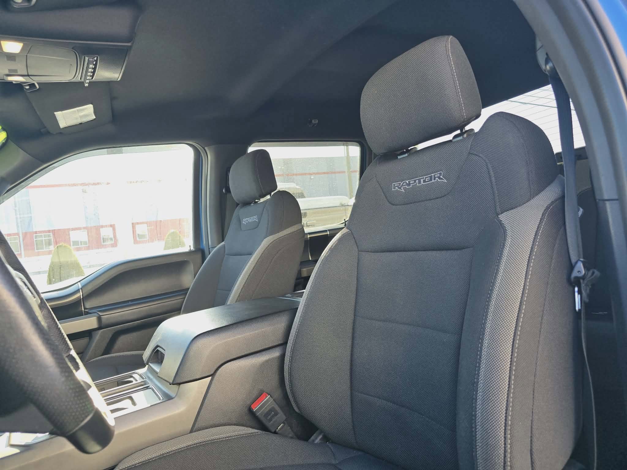 Used 2020 Ford F150 Raptor image 12