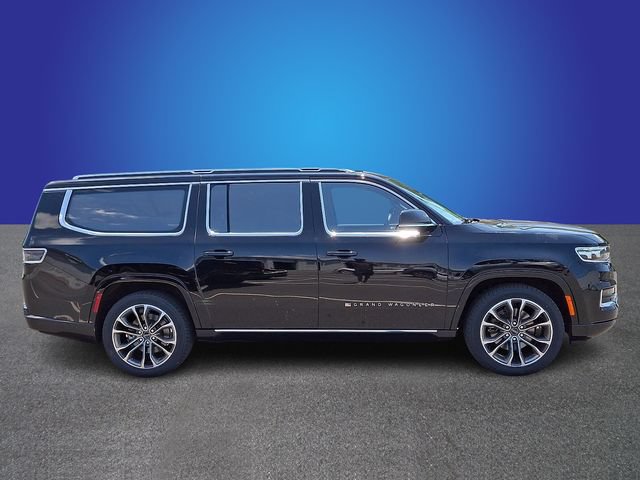 Used 2023 Jeep Grand Wagoneer L Series III AWD/4WD image 3