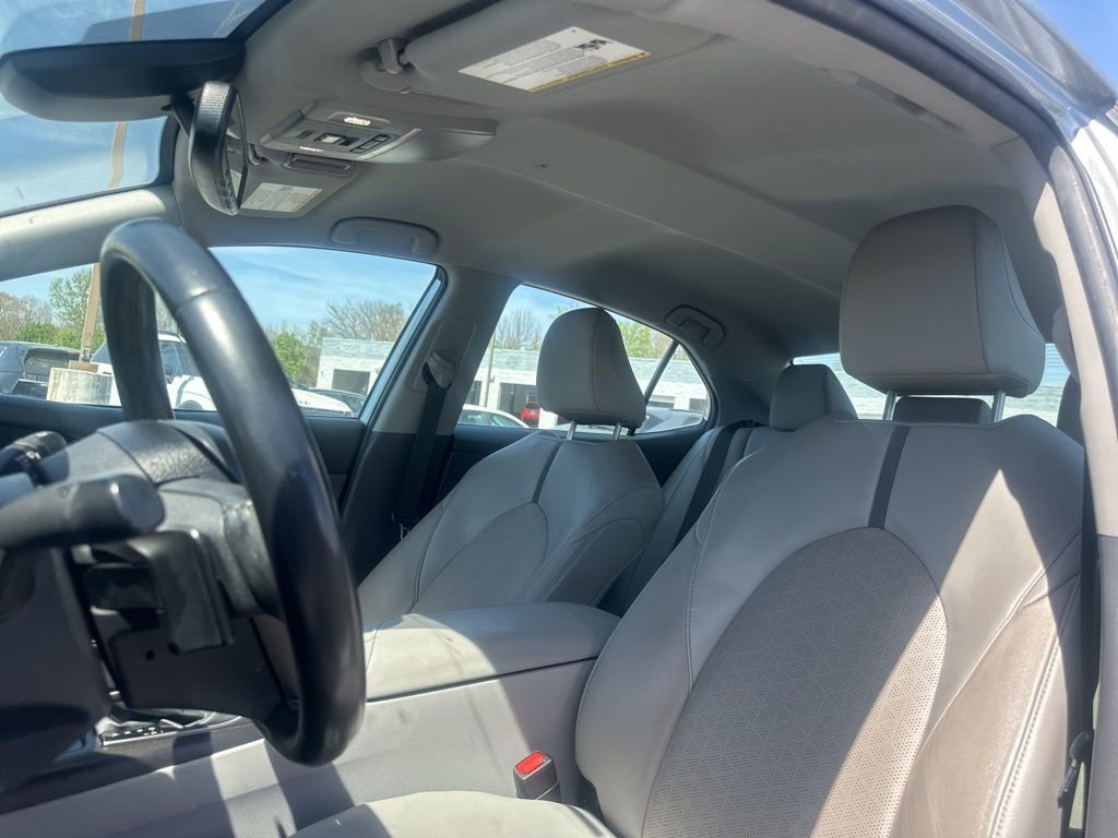 Used 2023 Toyota Camry XSE image 28