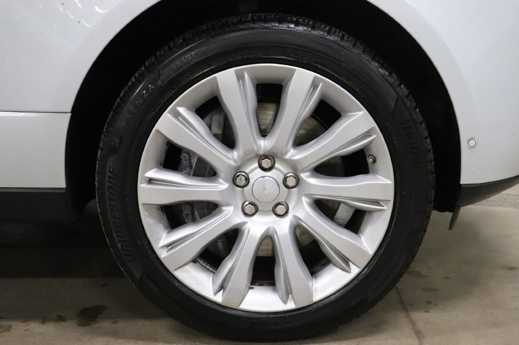 Used 2016 Land Rover Range Rover Supercharged image 41