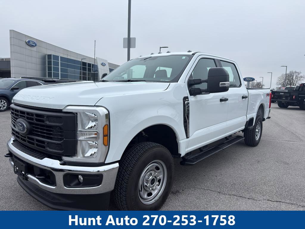 Used 2025 Ford F250 XL w/ FX4 Off-Road Package image 1