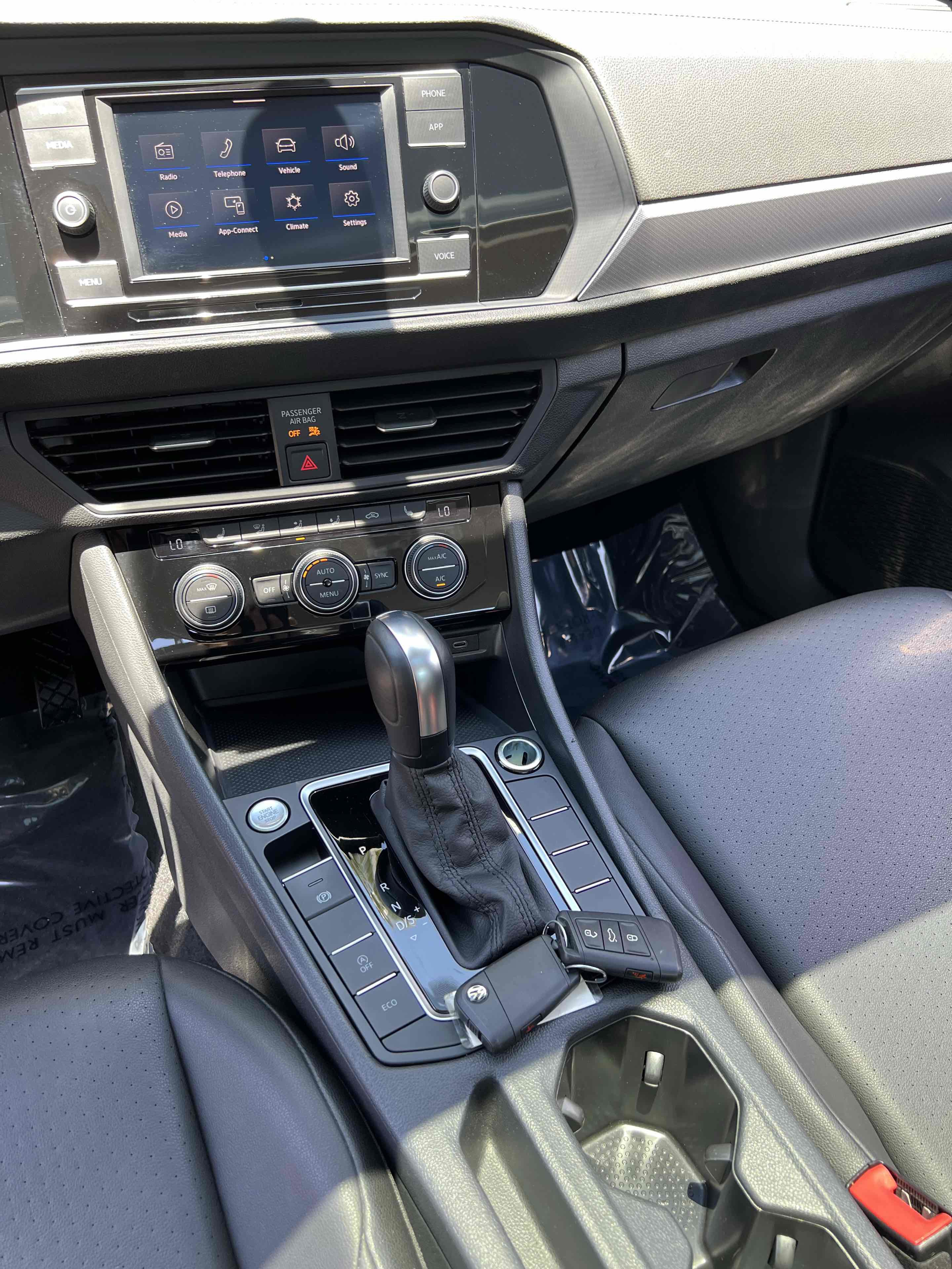 Used 2020 Volkswagen Jetta SE image 43