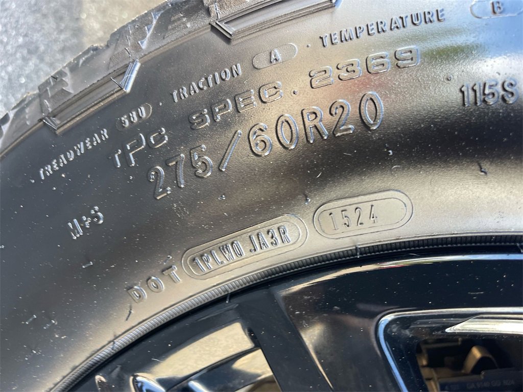 Used 2025 Chevrolet Silverado 1500 High Country w/ Midnight Edition image 37