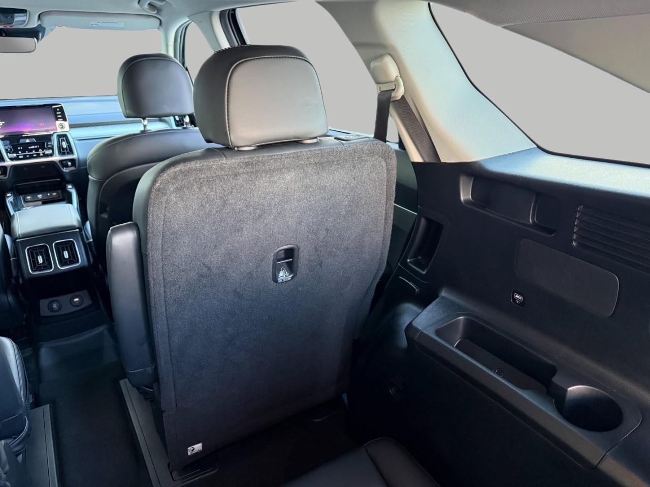 Used 2024 Kia Sorento EX image 29