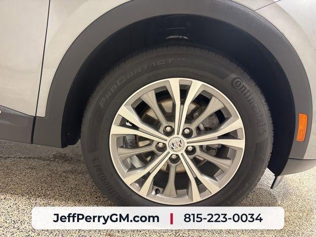 Used 2023 Buick Envision Preferred AWD/4WD image 31
