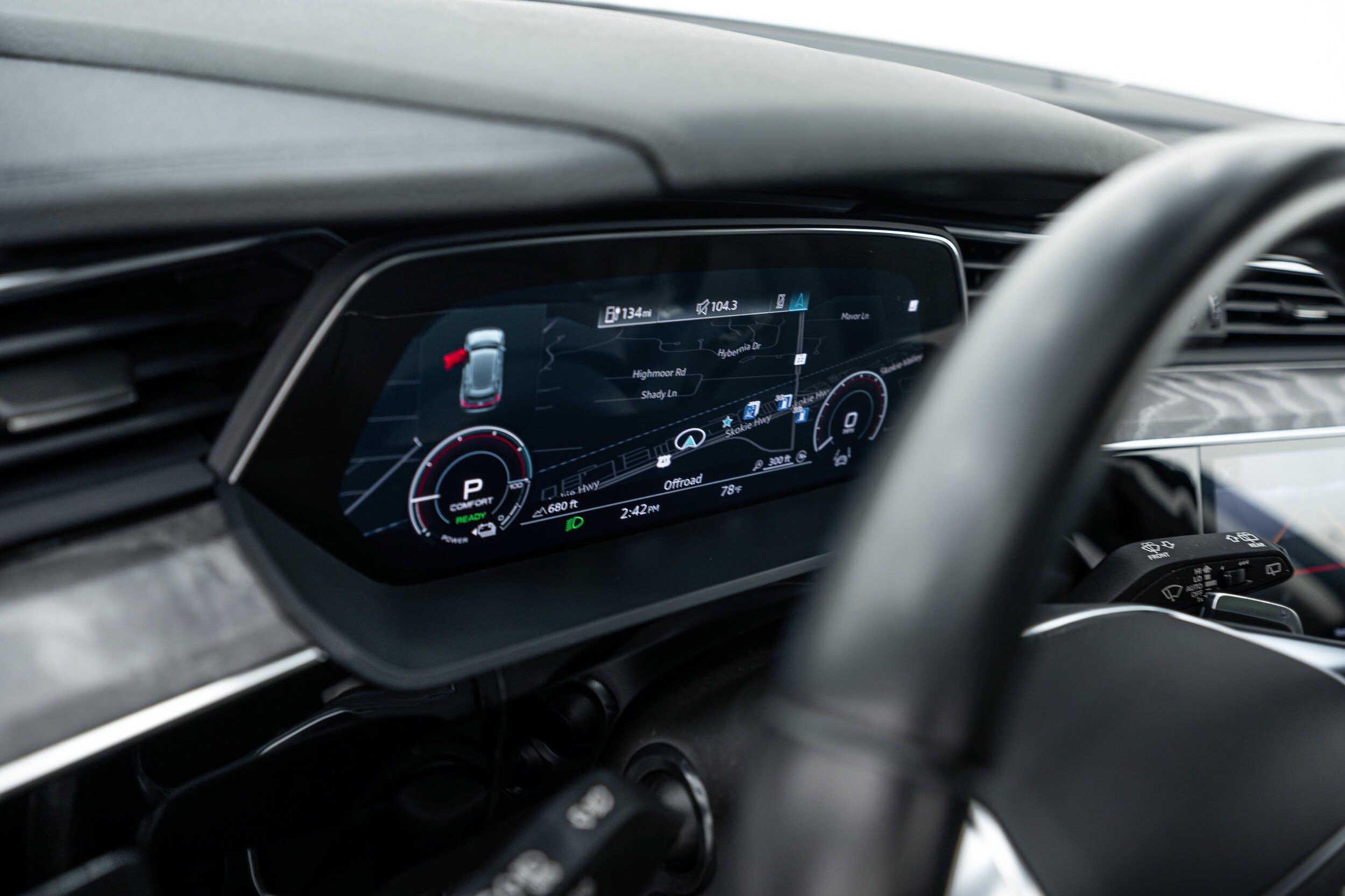 Certified 2024 Audi Q8 e-tron Premium Plus AWD/4WD image 12