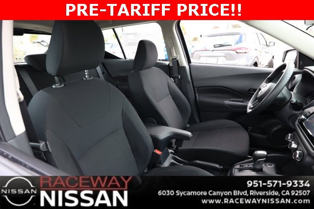 New 2025 Nissan Kicks Play S image 21
