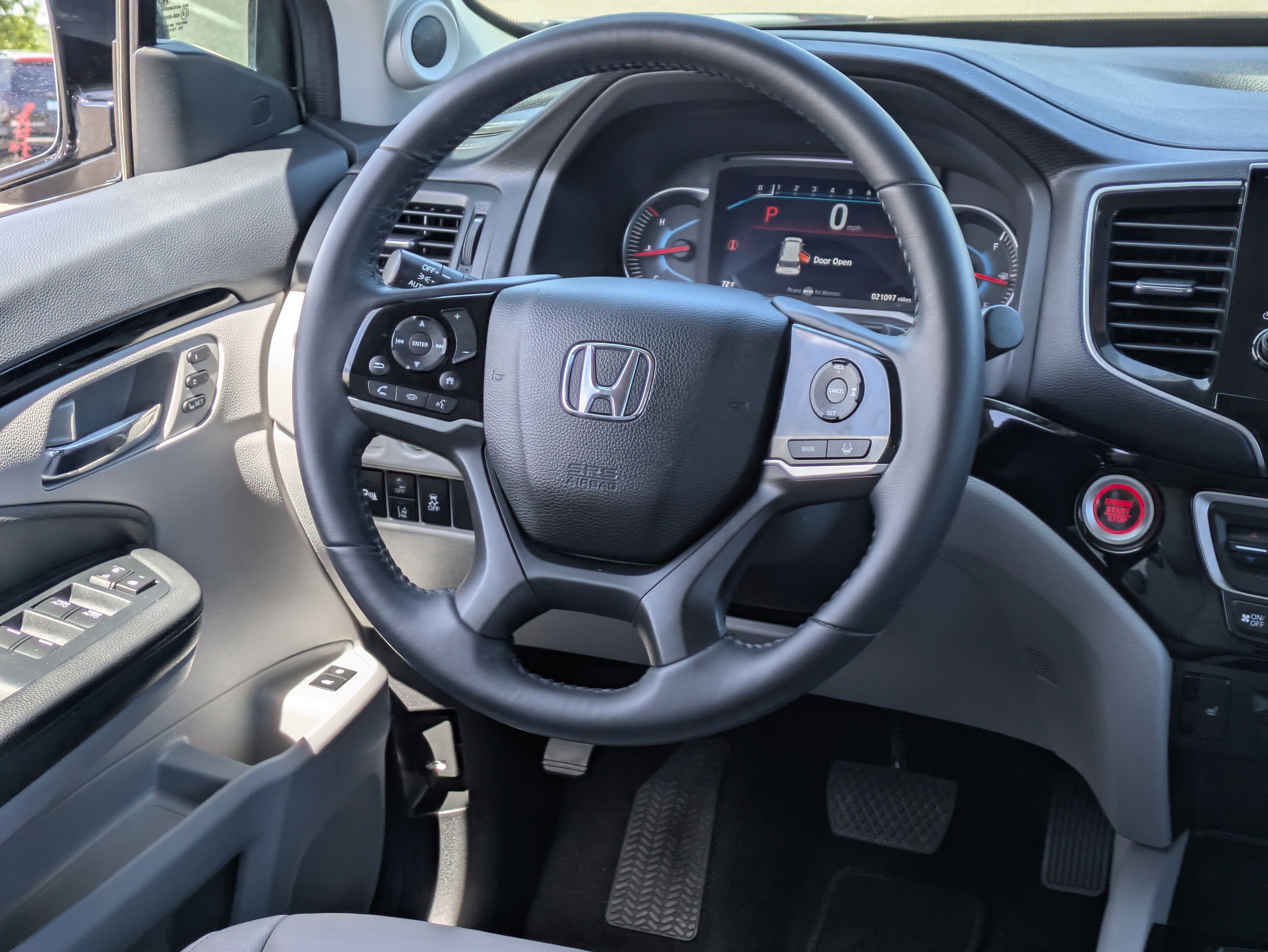 Used 2022 Honda Pilot Touring image 17