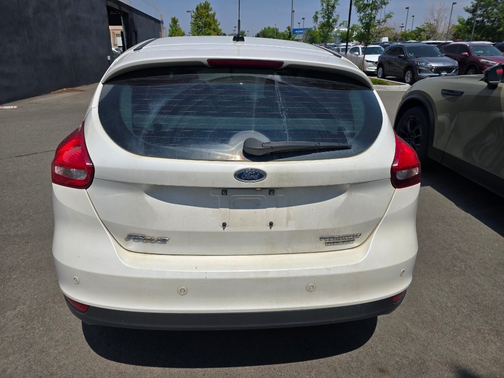 Used 2015 Ford Focus Titanium FWD image 4