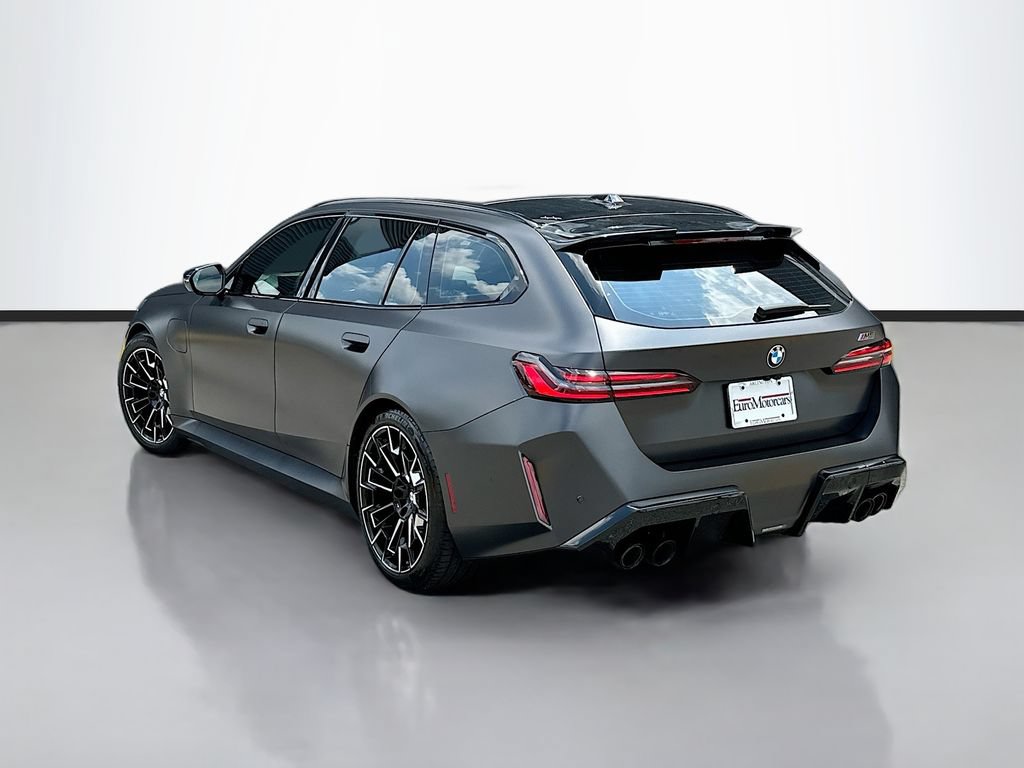 Used 2025 BMW M5 Touring AWD/4WD image 3