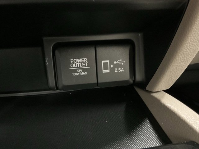 Certified 2019 Honda Pilot Touring image 31