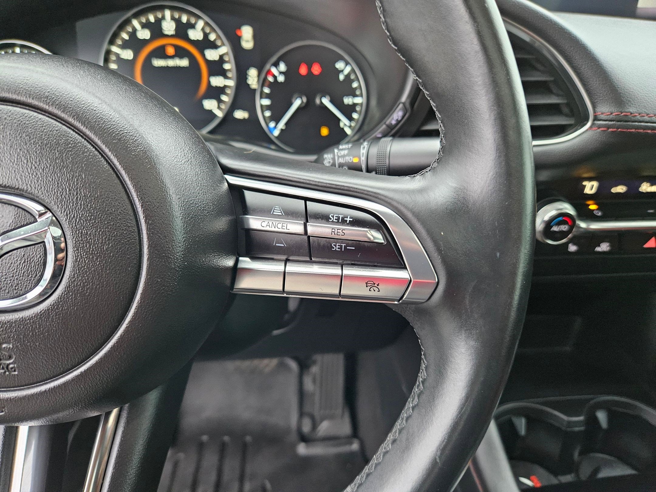 Used 2023 MAZDA MAZDA3 s image 22