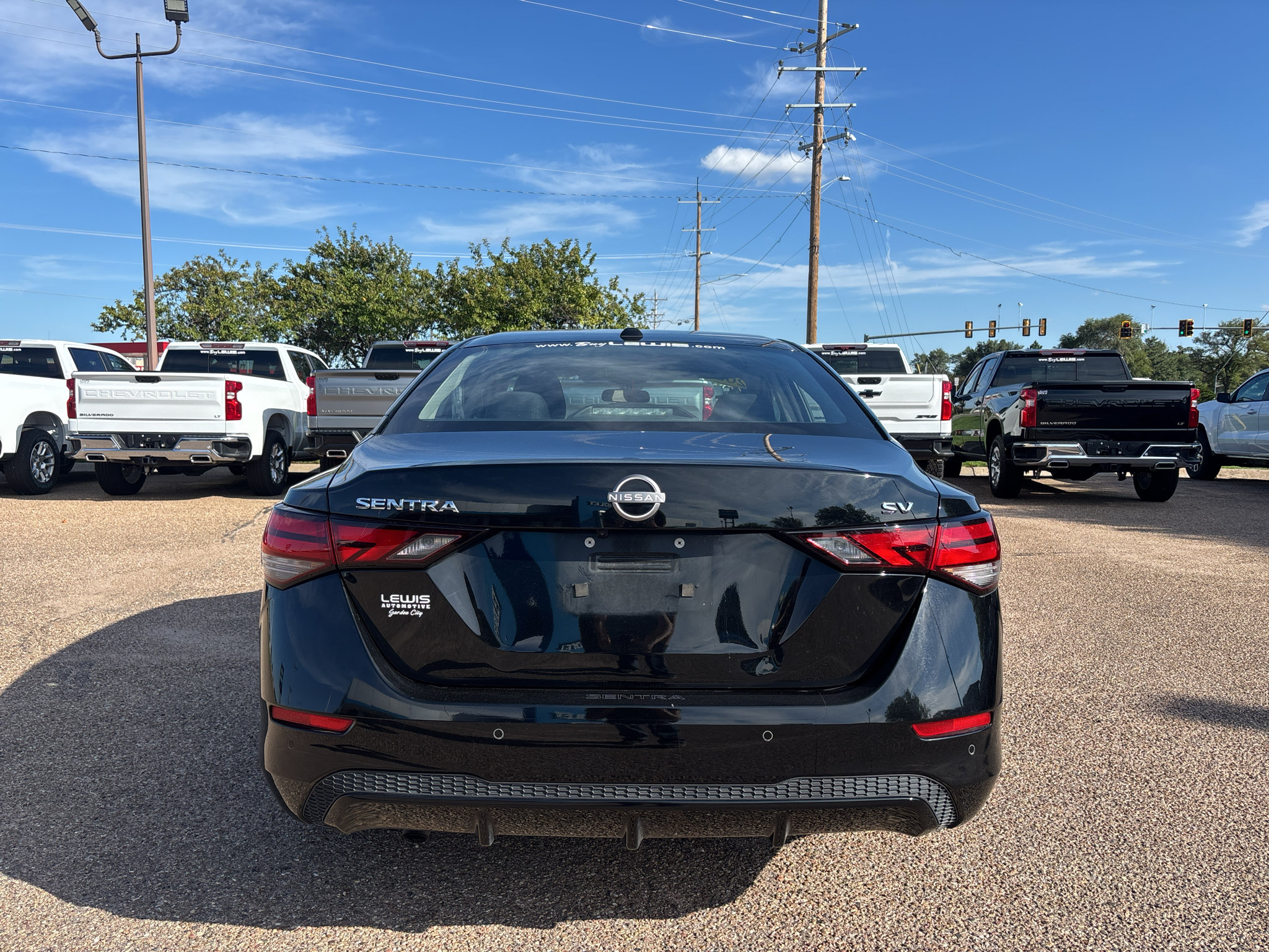 Used 2024 Nissan Sentra SV FWD image 7