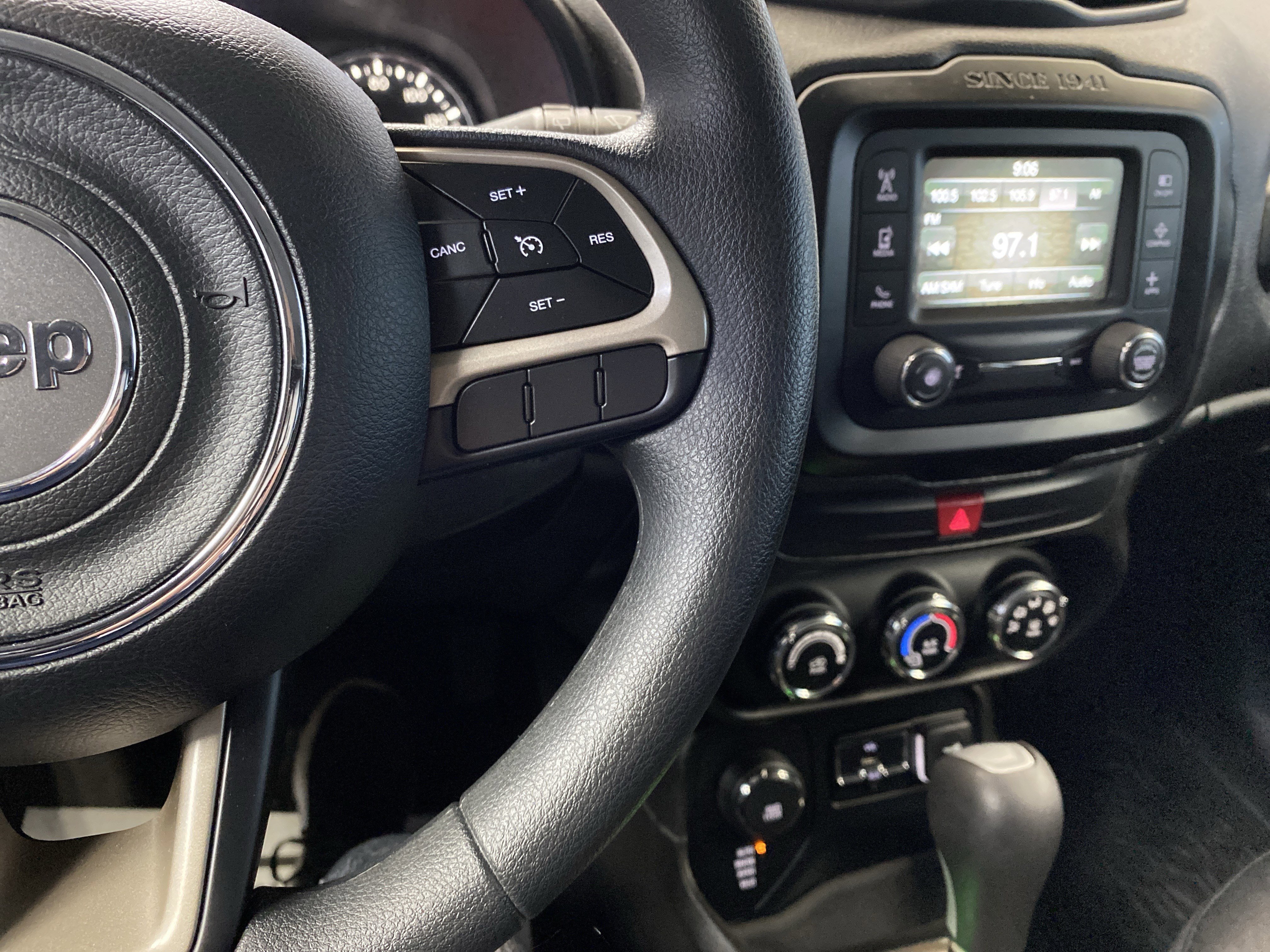 Certified 2017 Jeep Renegade Sport w/ Power & Air Group image 20