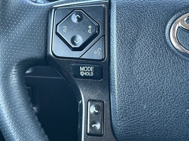 Used 2023 Toyota 4Runner TRD Off-Road AWD/4WD image 7