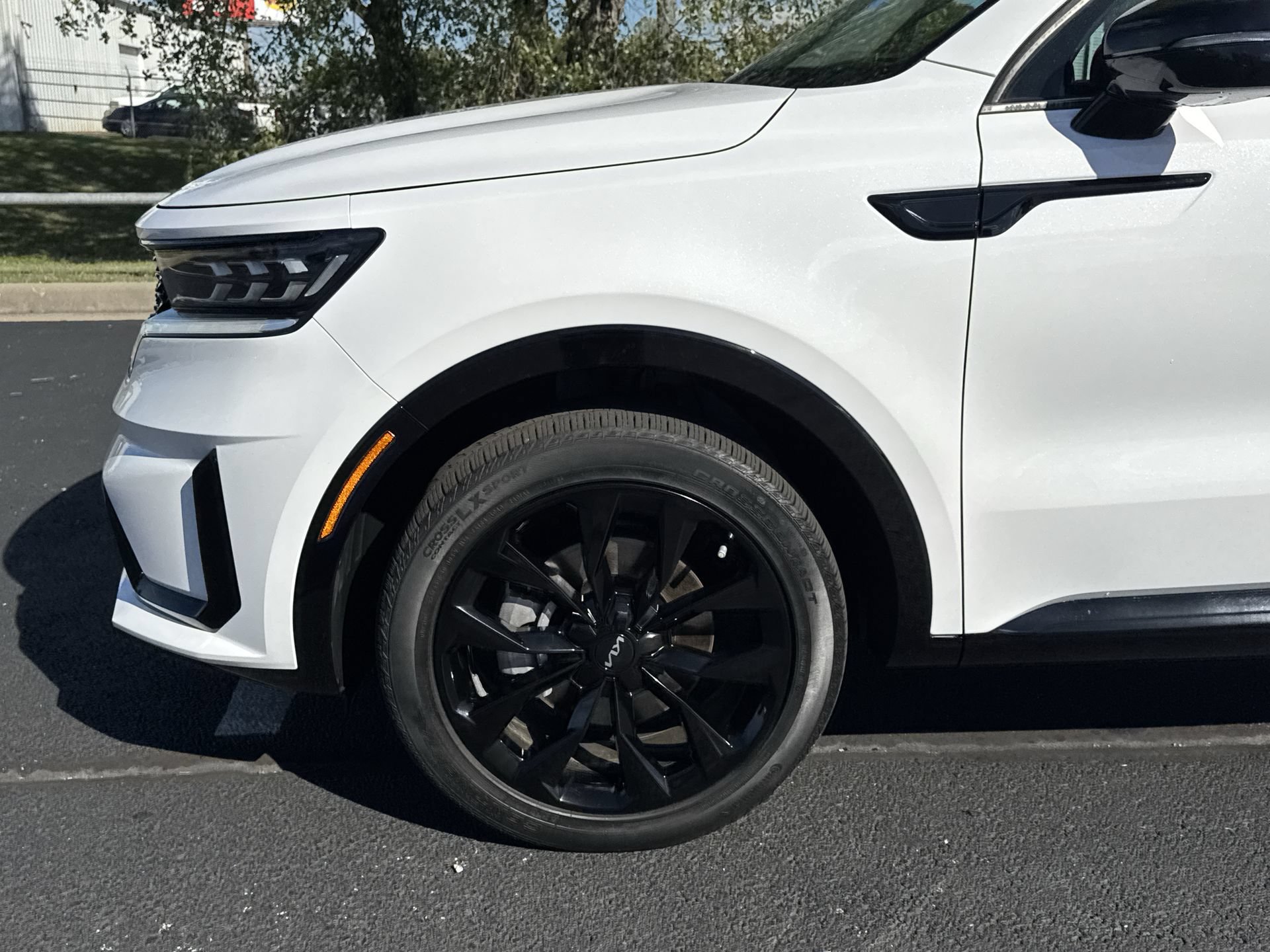 Used 2023 Kia Sorento SX AWD/4WD image 10