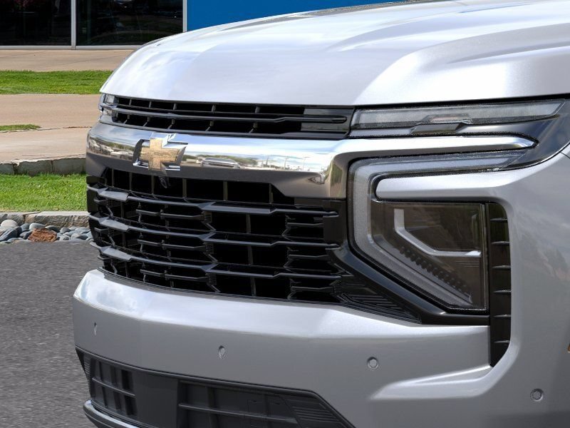 New 2026 Chevrolet Suburban LS RWD image 13
