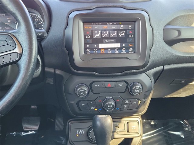 Used 2020 Jeep Renegade Limited image 14