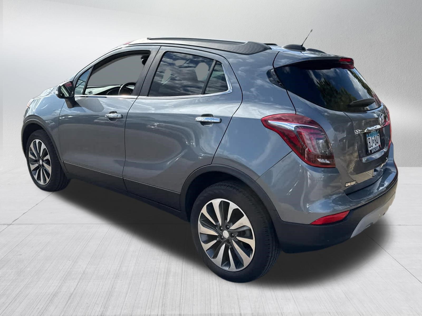 Used 2020 Buick Encore Essence AWD/4WD image 5