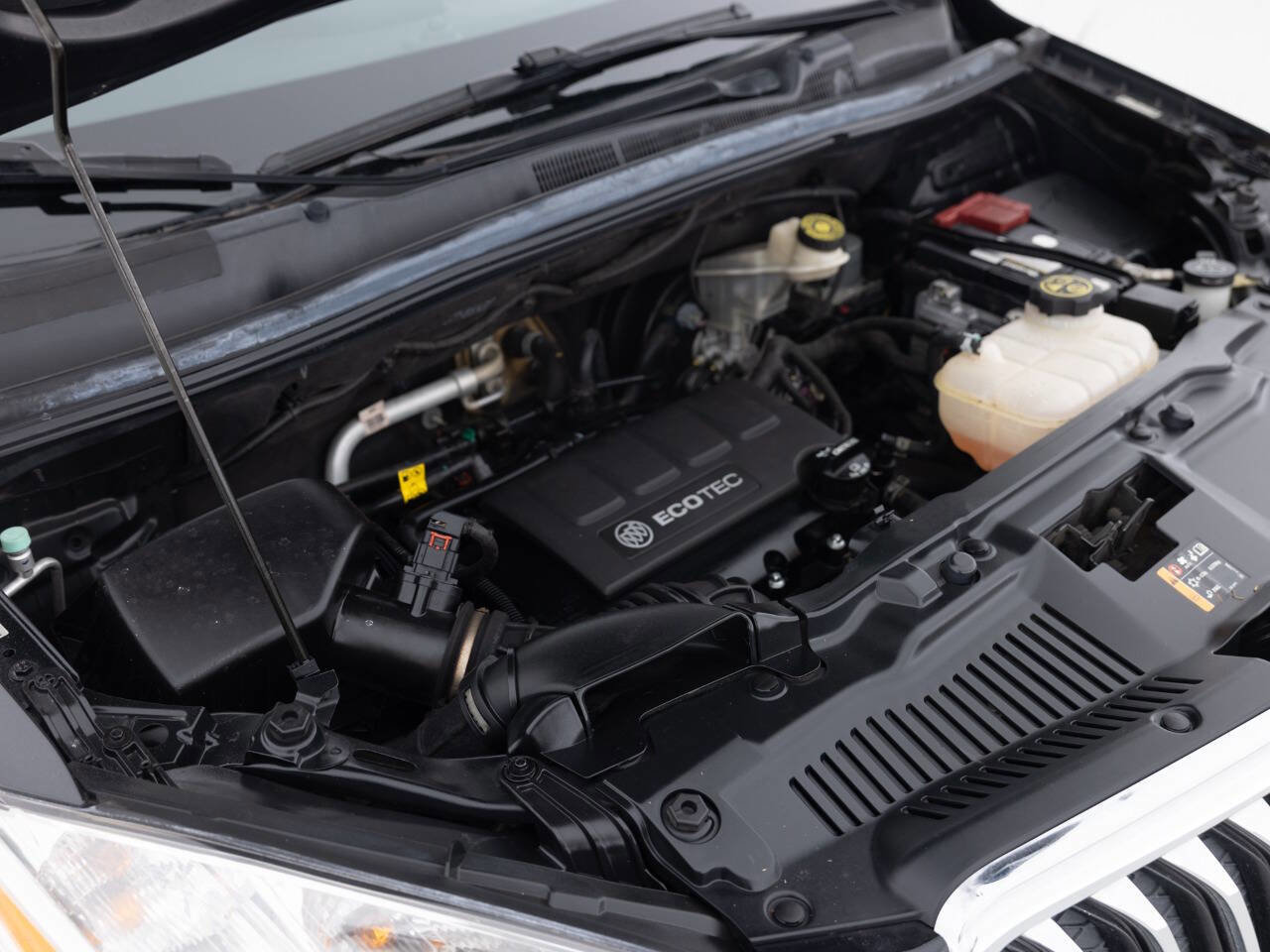 Used 2016 Buick Encore Convenience image 38