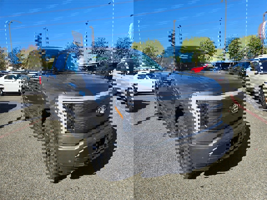 New 2025 Ford F150 Lightning Flash