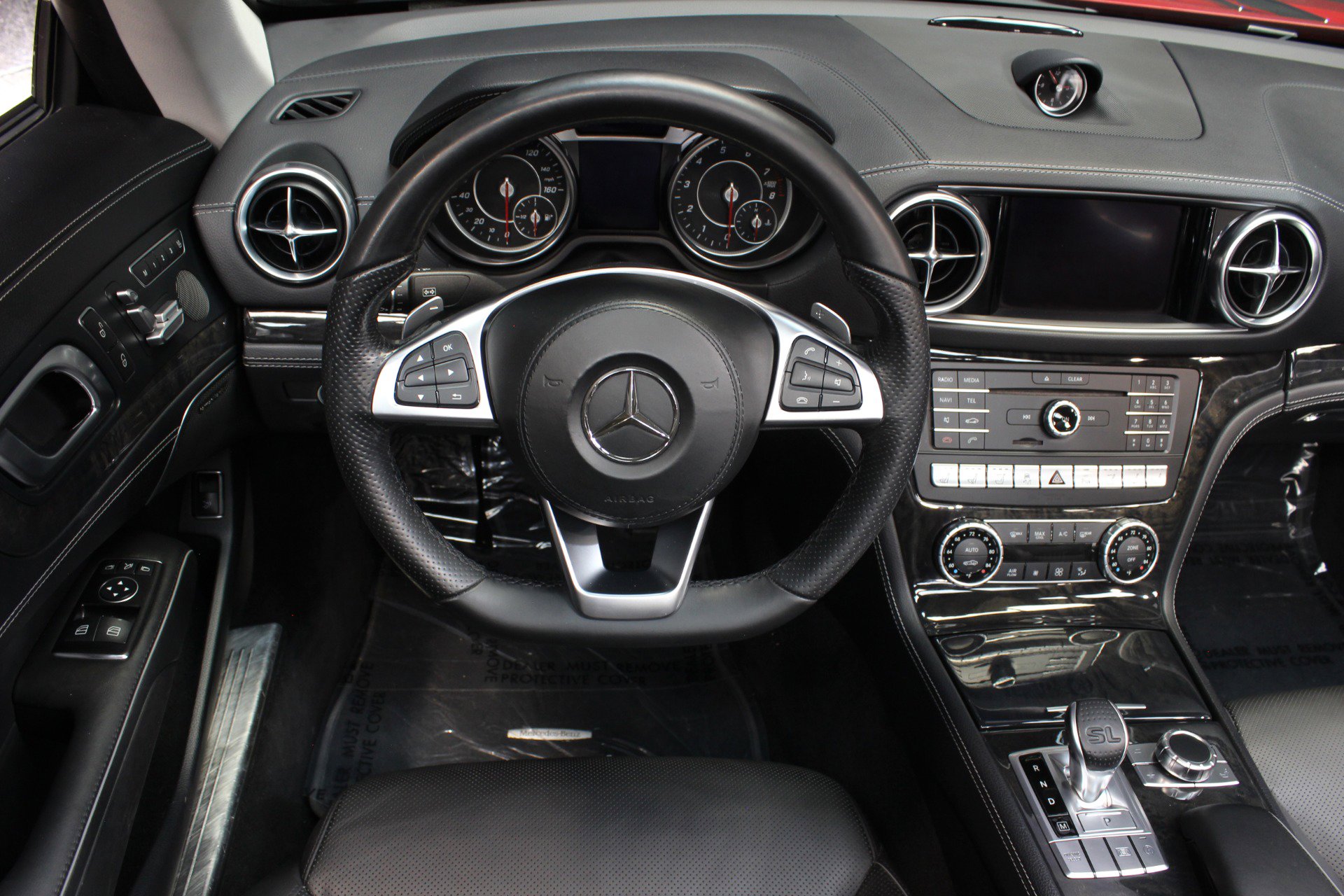 Used 2017 Mercedes-Benz SL 550 w/ Driver Assistance Package image 48