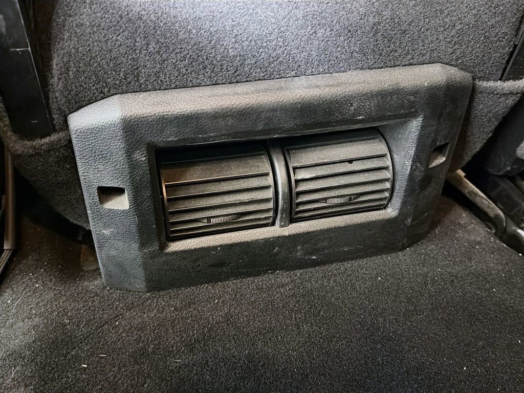 Used 2023 RAM 1500 Classic SLT w/ Electronics Group image 25