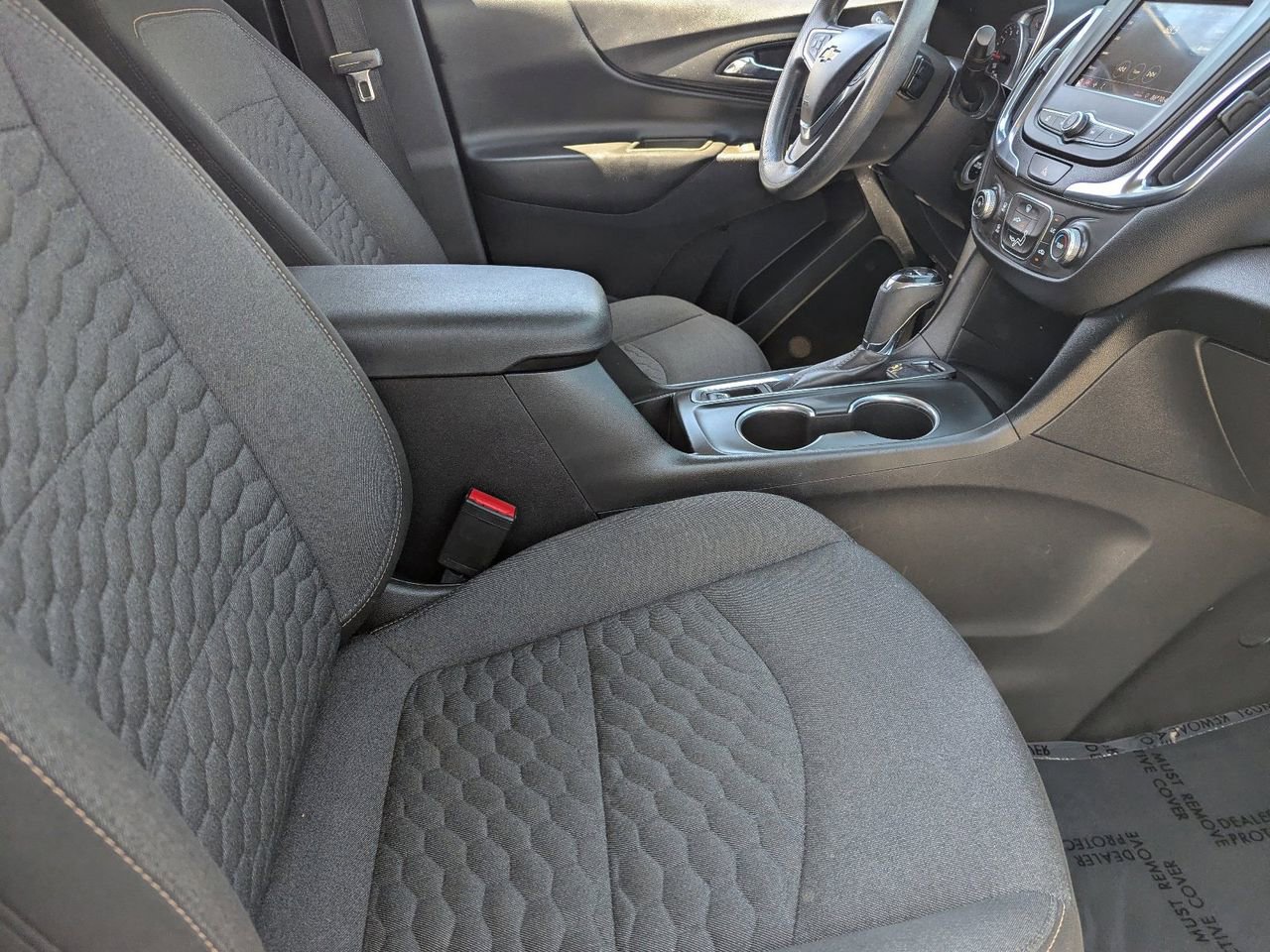 Used 2021 Chevrolet Equinox LT w/ LPO, Cargo Package AWD/4WD image 9