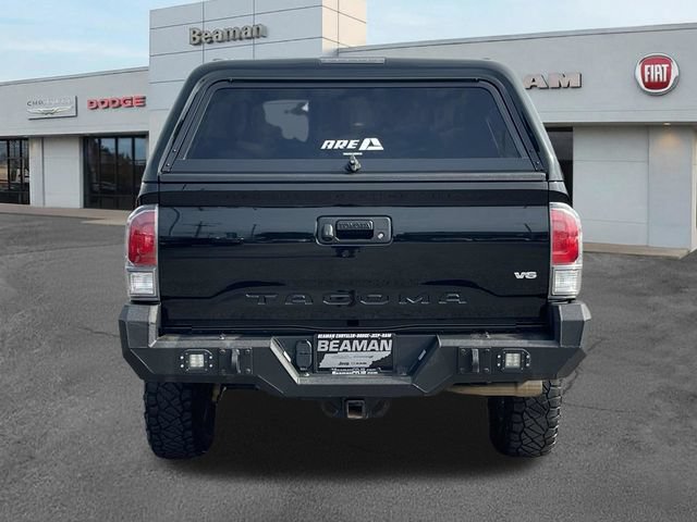 Used 2022 Toyota Tacoma TRD Off-Road AWD/4WD image 6