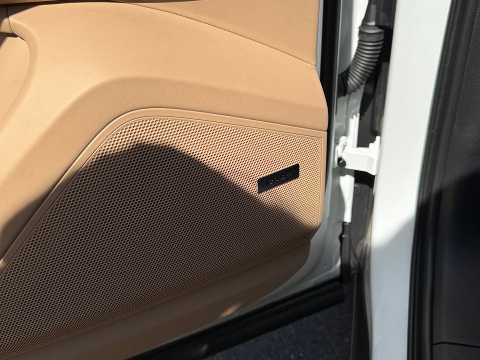 Certified 2025 Porsche Cayenne S image 22