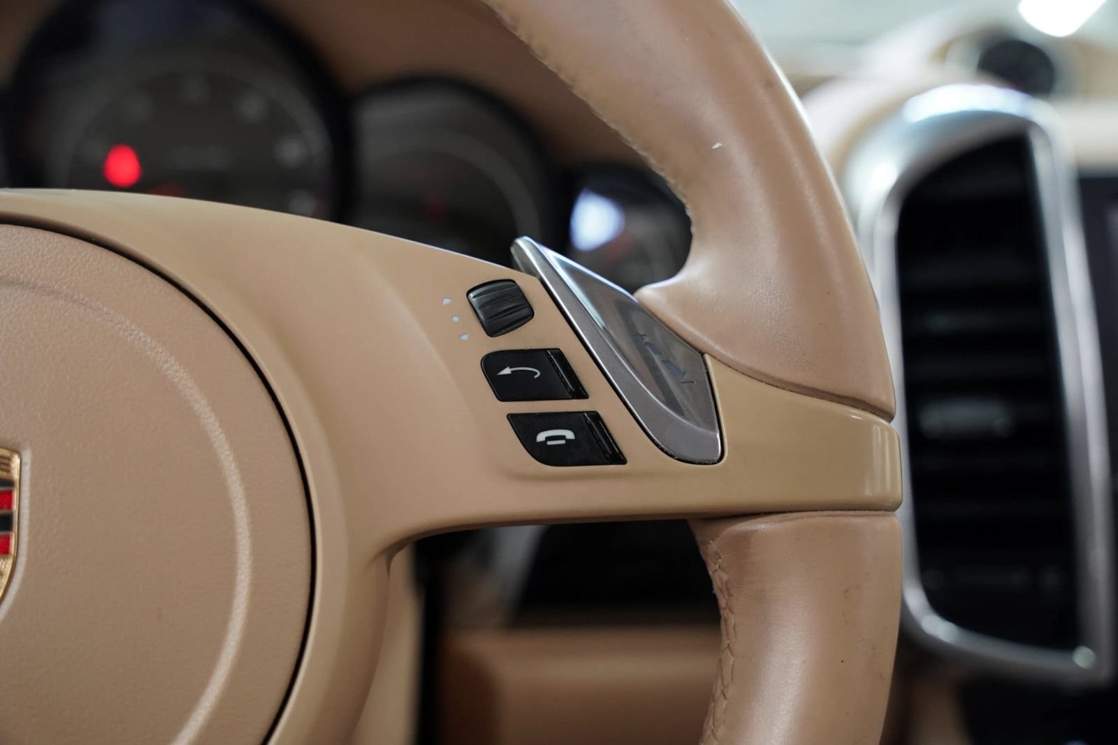 Used 2014 Porsche Cayenne AWD/4WD image 39