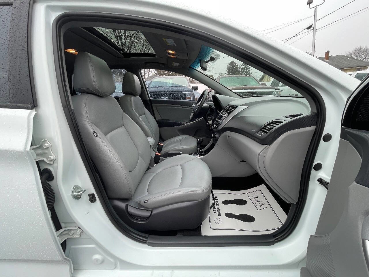 Used 2015 Hyundai Accent Sport w/ Option Group 04 image 30
