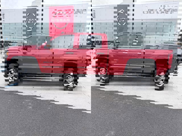 Used 2015 GMC Sierra 3500 SLT image 2