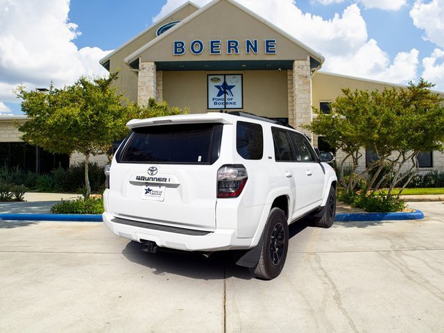 Used 2024 Toyota 4Runner SR5 image 5