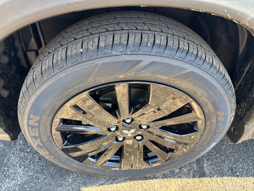 New 2027 Mitsubishi Outlander Sport LE FWD image 36