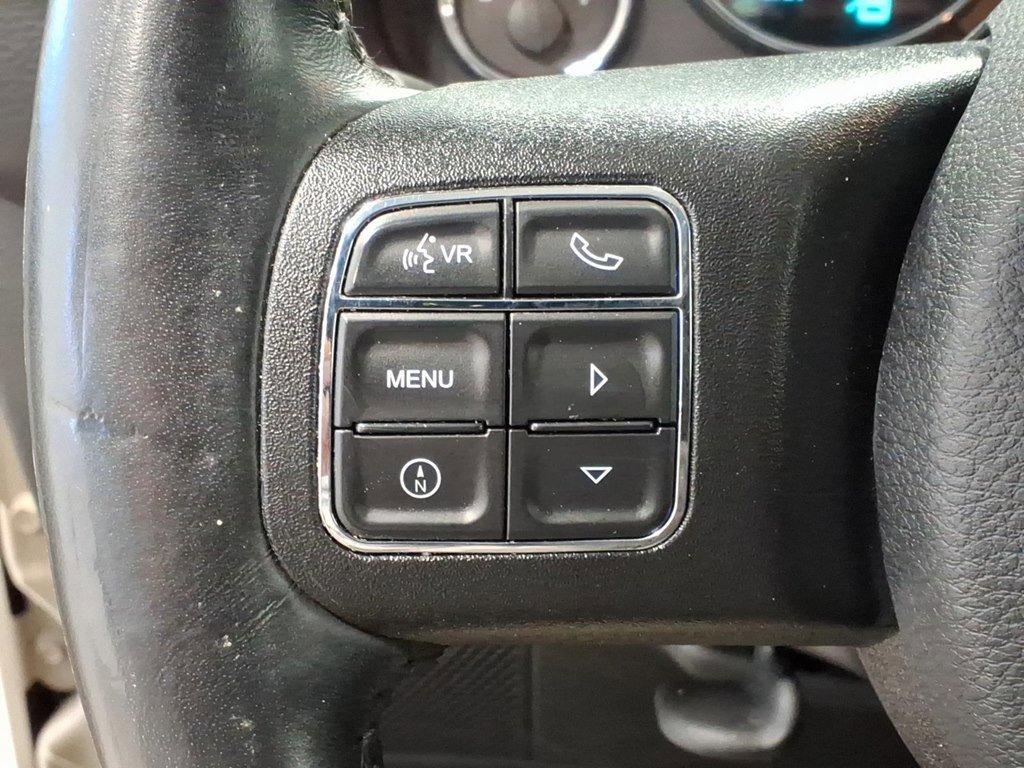 Used 2018 Jeep Wrangler Unlimited Sahara w/ Dual Top Group image 10