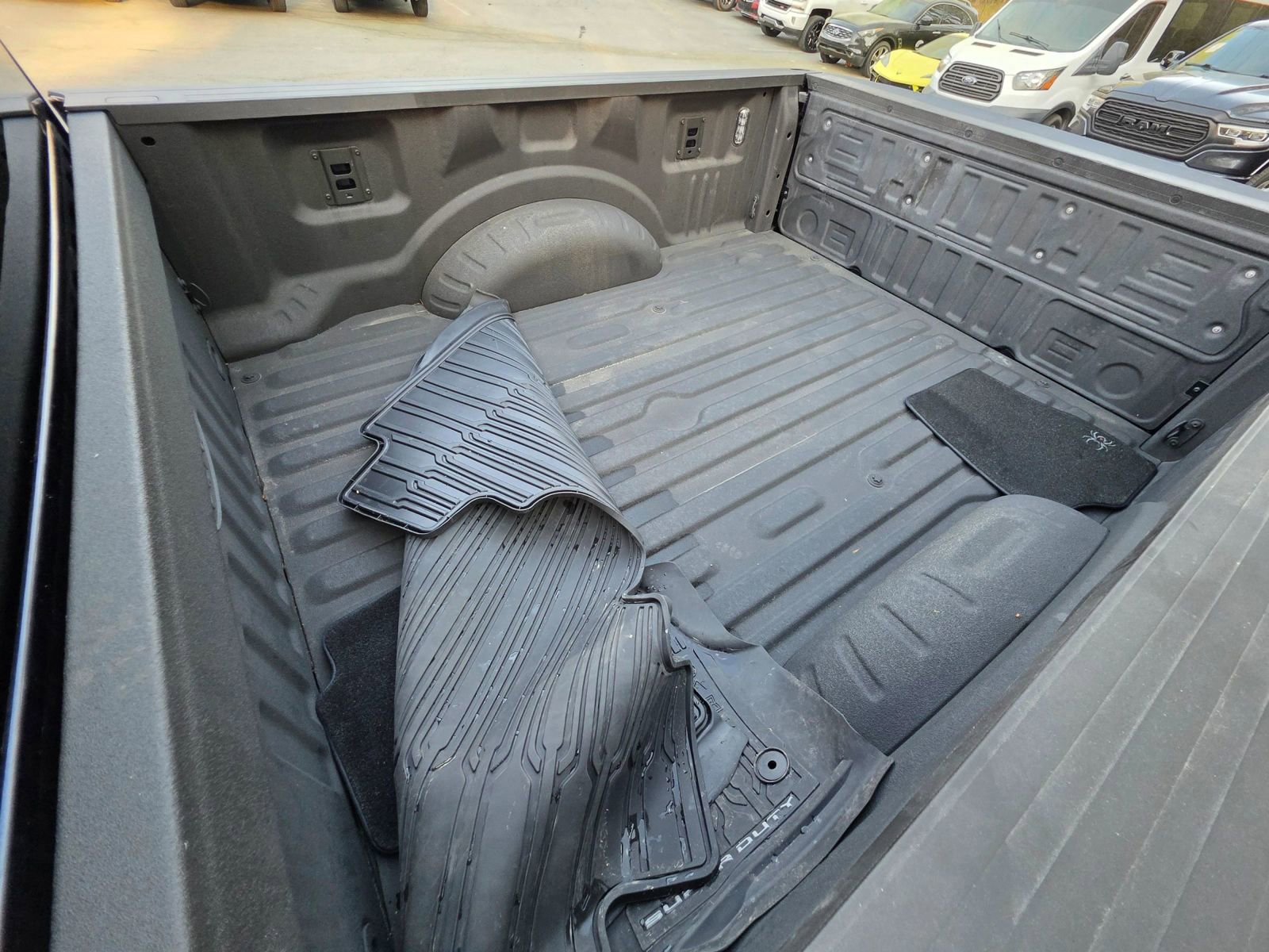 Used 2025 Ford F250 XLT w/ Black Appearance Package image 31