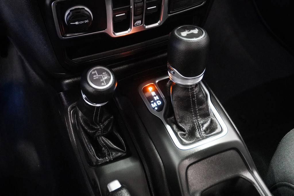 Certified 2025 Jeep Wrangler Unlimited Sahara image 29