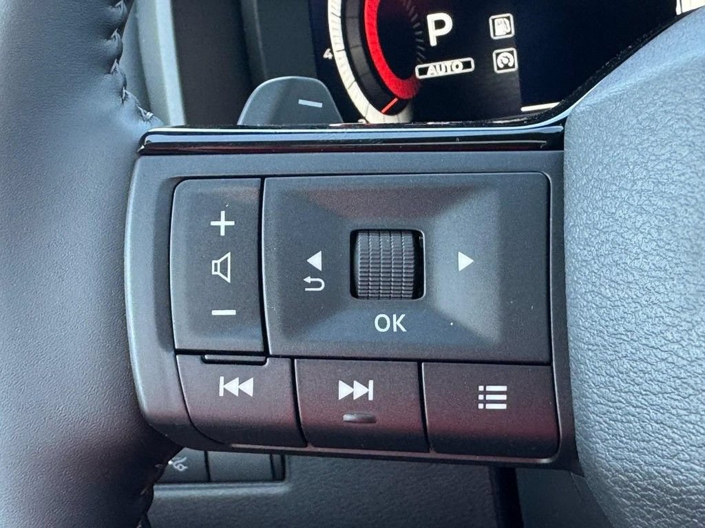 New 2026 Nissan Rogue Platinum AWD/4WD image 14