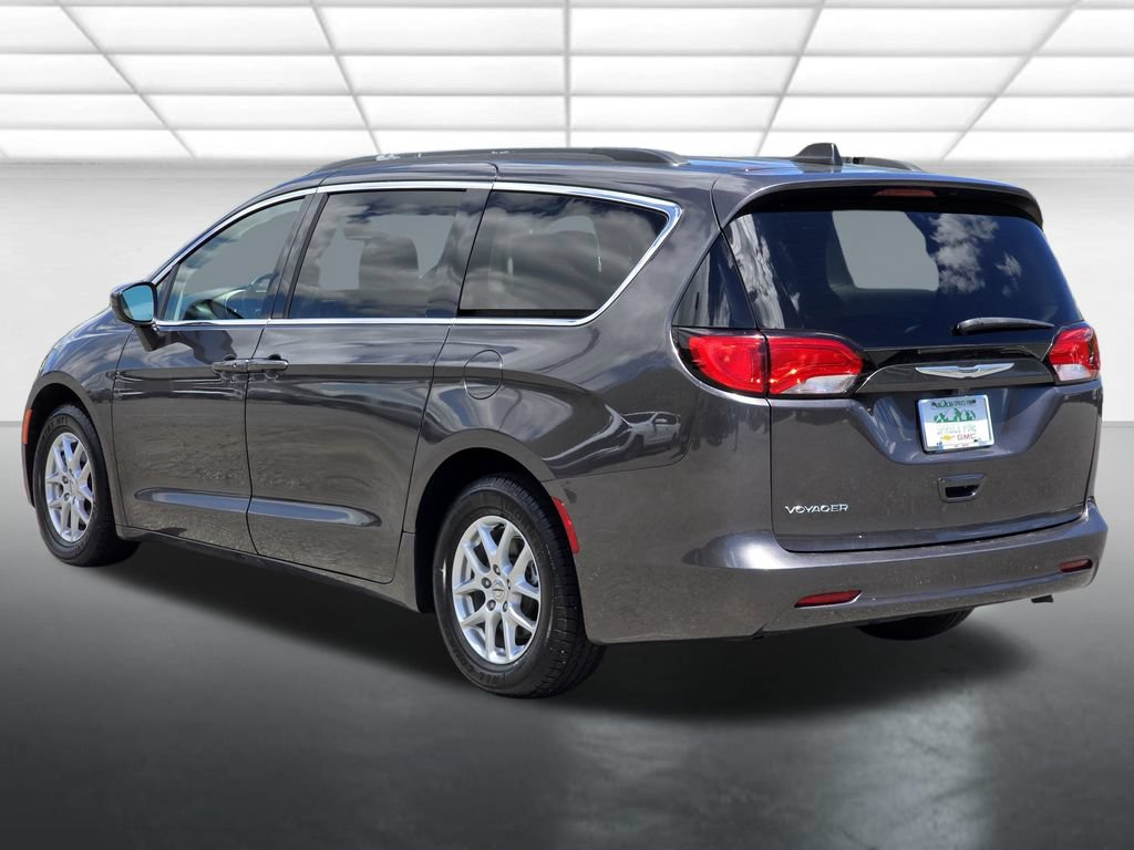 Used 2021 Chrysler Voyager Lxi FWD image 17