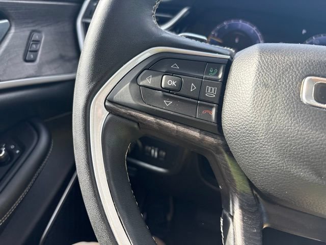 Used 2022 Jeep Grand Cherokee L Limited AWD/4WD image 40