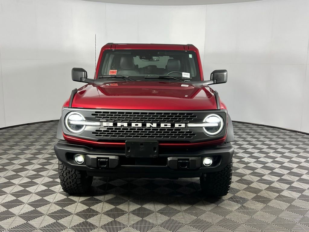Used 2025 Ford Bronco Badlands image 11
