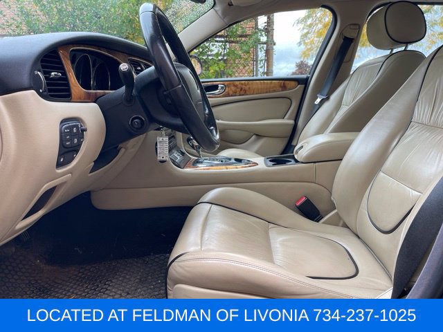 Used 2007 Jaguar XJ8 RWD image 19