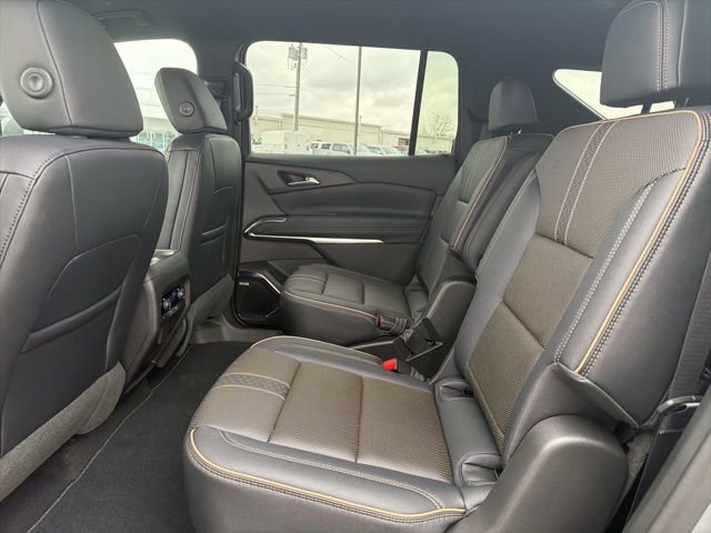 New 2026 Chevrolet Traverse High Country image 32