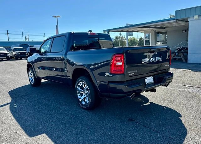 New 2026 RAM 1500 4x4 Crew Cab image 9