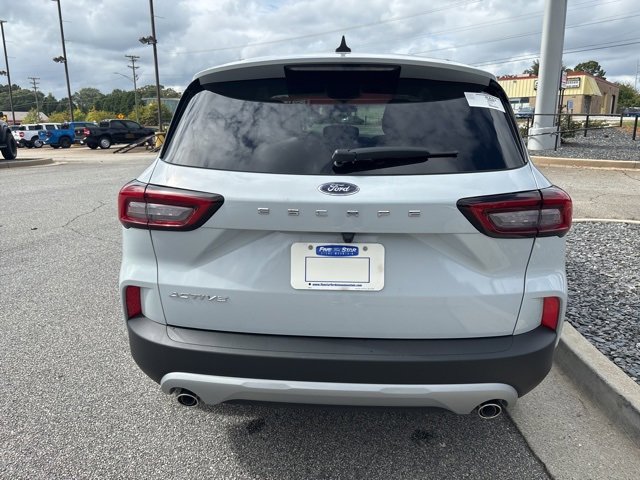 New 2026 Ford Escape Active image 7