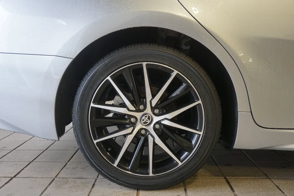 Certified 2024 Toyota Camry SE FWD image 31